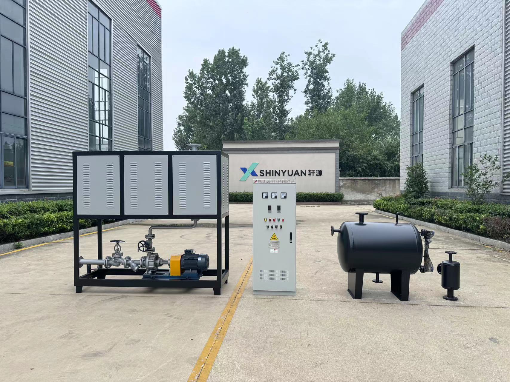 導(dǎo)熱油爐通過四個步驟的循環(huán)往復(fù)，實現(xiàn)對物料的持續(xù)加熱,廣泛應(yīng)用于各種工業(yè)和商業(yè)領(lǐng)域